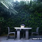 Bed & Breakfast La 3*