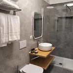 La 3*