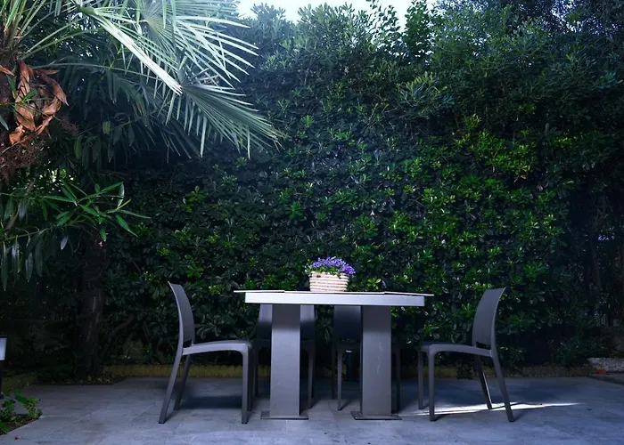 Bed & Breakfast La 4*