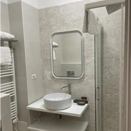 La Отель типа 