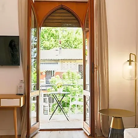B&B La 3*