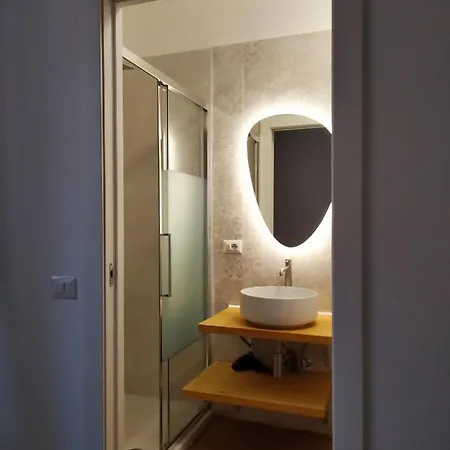La 3* Mediolan